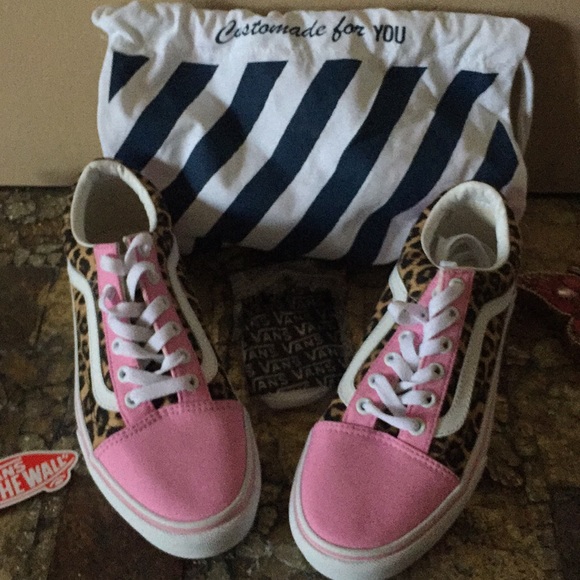 VANS OFF THE WALL CUSTOMIZED 7.5 - Picture 1 of 7